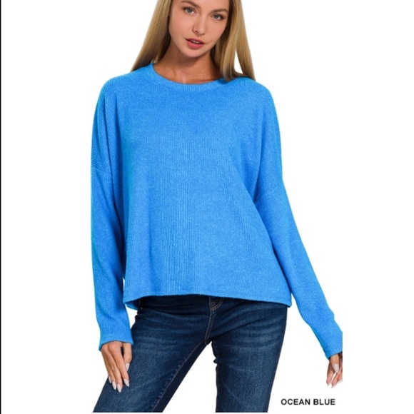 Zenana Outfitters Women's Top - Picture 2 of 2